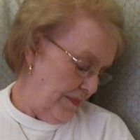 Anne Holmes Photo 16