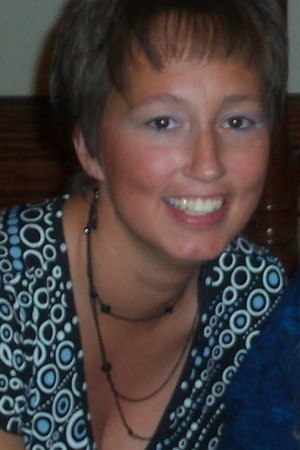 Stephanie Olson Photo 35