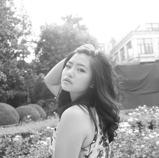 Elizabeth Liu Photo 21