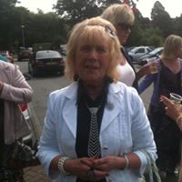 Renee Mercer Photo 19