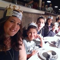 Michelle Covarrubias Photo 28