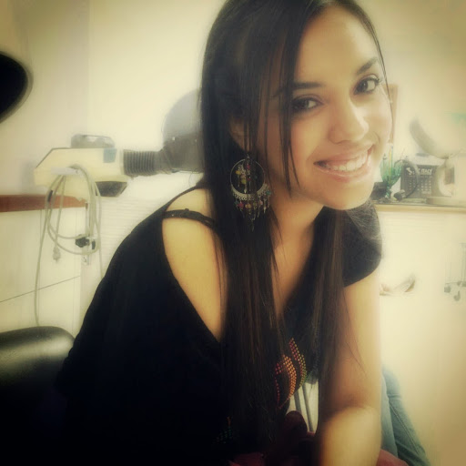 Luz Aguilar Photo 32