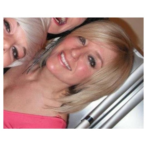 Julie Whitlock Photo 15