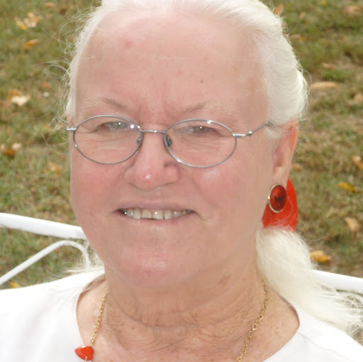 Sarah Swartz Photo 37