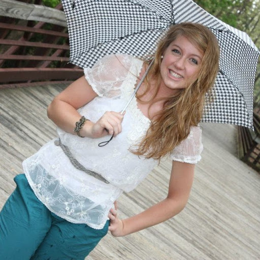 Amy Hart Photo 16