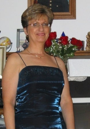 Connie Linder Photo 12