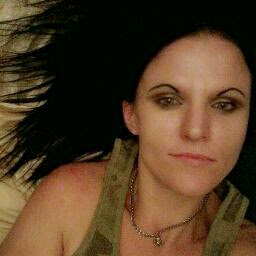 Jennifer Edwards Photo 28