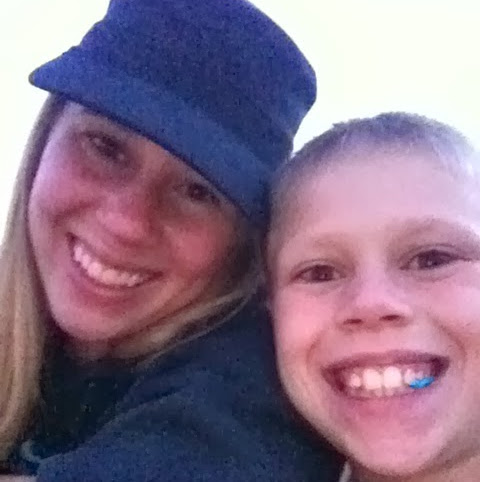 Julie Lacey Photo 14