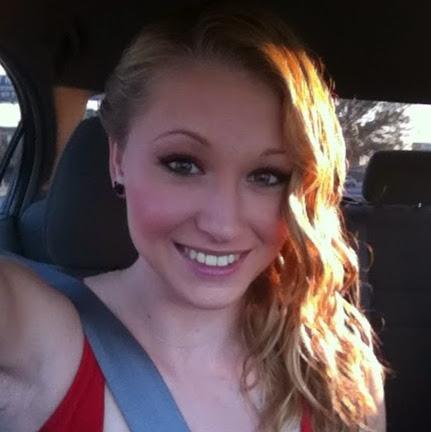 Alyssa Chapman Photo 13