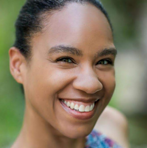 Candice Thomas Photo 22