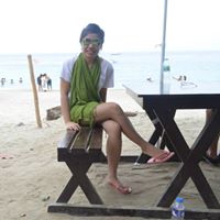 Stephanie Olivares Photo 30