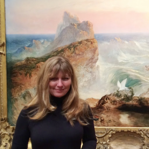 Janet Thomson Photo 40