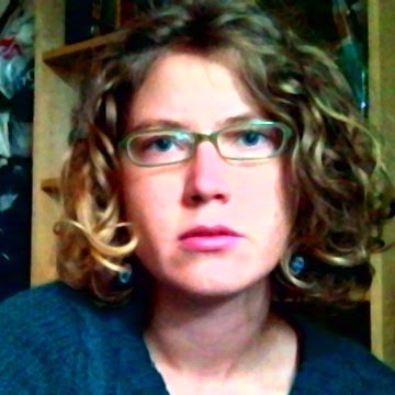 Helen Schmidt Photo 32