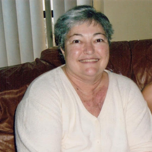 Sandra Wade Photo 13
