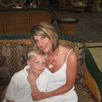 Michelle Scroggins Photo 16