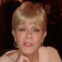 Allyson Lewis Photo 17