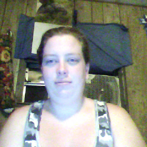 Carissa Larson Photo 5