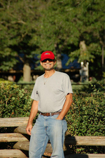 George Schneider Photo 51