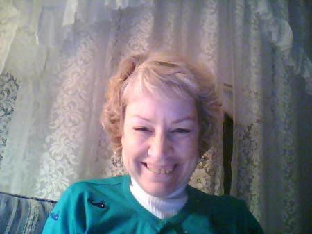 Ann Thomas Photo 30