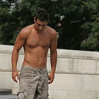 Lucas Howard Photo 35