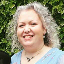 Rachel Garland Photo 16