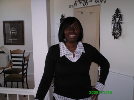 Tracey Barnes Photo 31