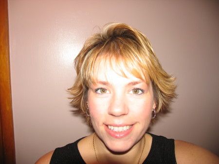 Julie Thomas Photo 48