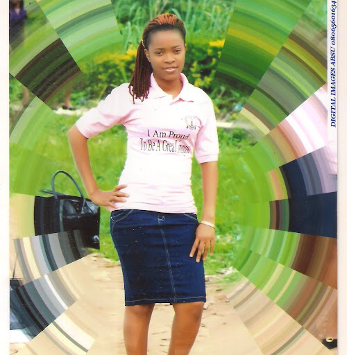 Olivia Simon Photo 9