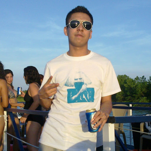 Luis Canales Photo 38