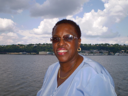 Linda Ricketts Photo 6