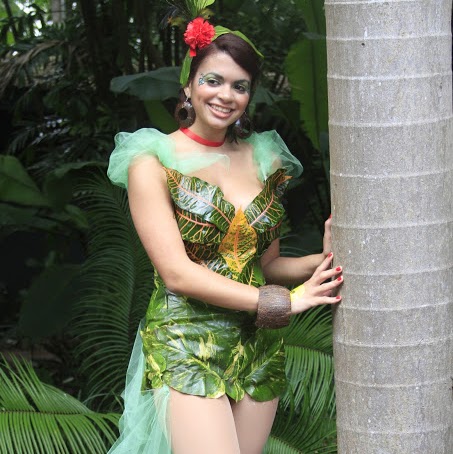 Josephine Santana Photo 7
