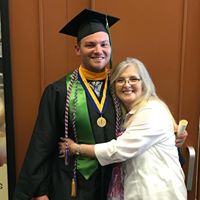 Debbie Lively Photo 25