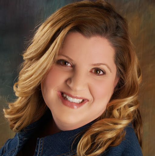 Heather Roberson Photo 34