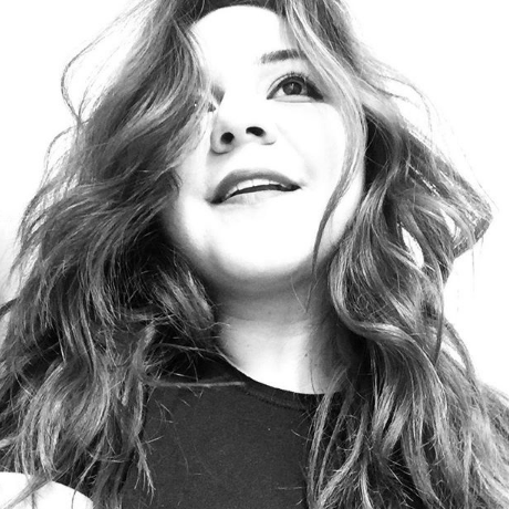 Karen Torres Photo 18