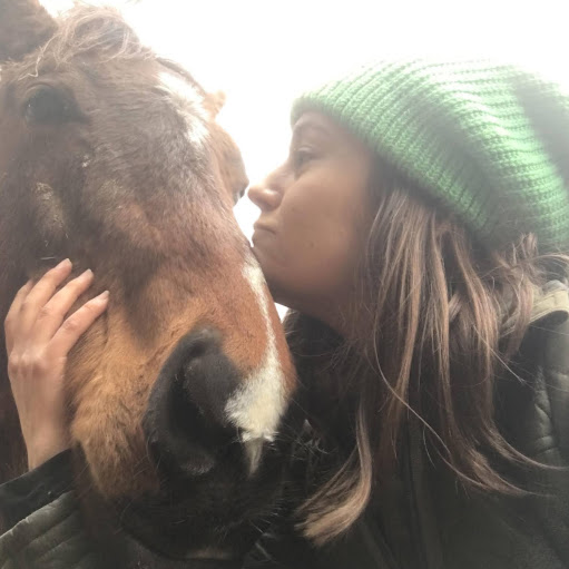 Alice Harvey Photo 19