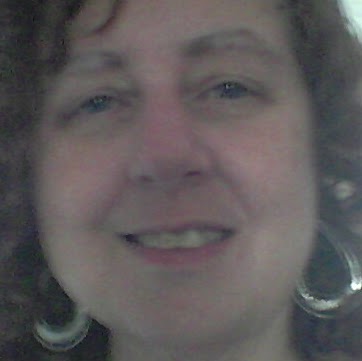Linda Rhoades Photo 10