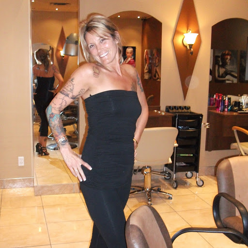 Tammy Wheeler Photo 32