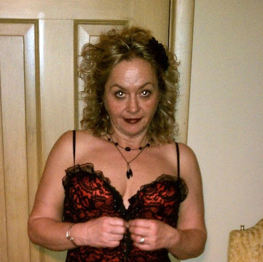 Debbie Ashley Photo 35