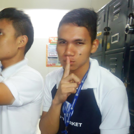 Allan Ballesteros Photo 4