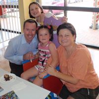 Julia Elliot Photo 17