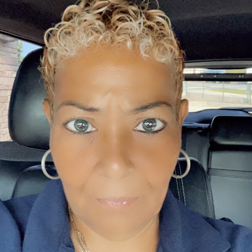 Tamara Ellis Photo 34