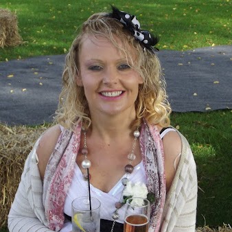 Karen Tilley Photo 40