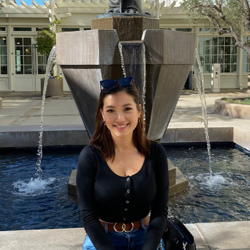 Karen Leung Photo 37