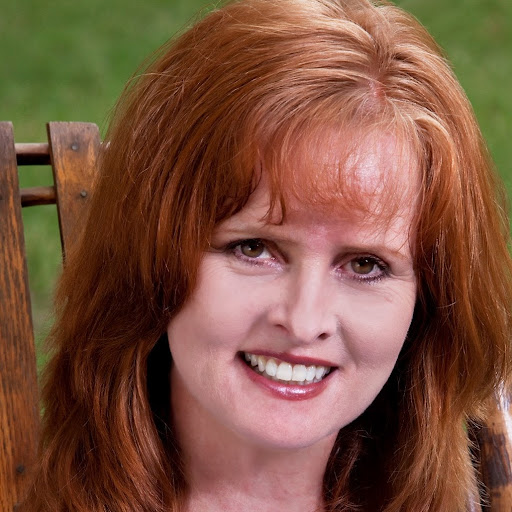 Julie Garmon Photo 4