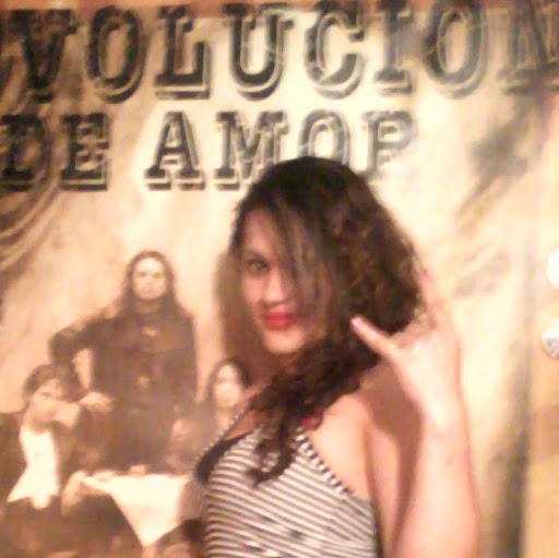 Sara Ballesteros Photo 11