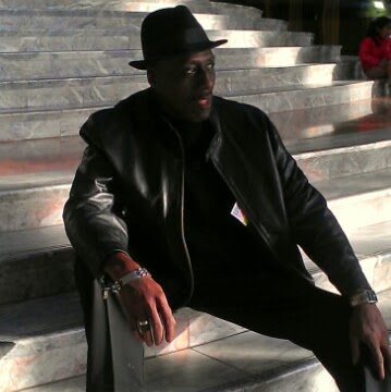 Daryl Warren Photo 32
