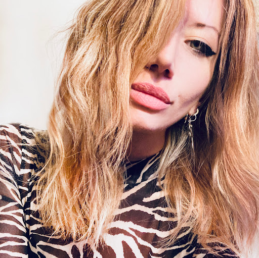 Laura Chevalier Photo 31