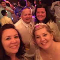 Suzanne Redding Photo 25