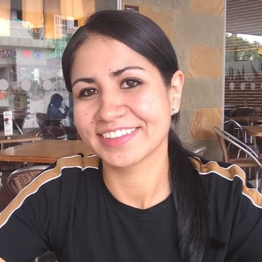 Sandra Cardona Photo 1