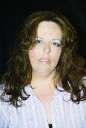 Lisa Henderson Photo 37